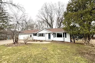 15800 Valley View Rd, Eden Prairie, MN 55344 - Photo 2