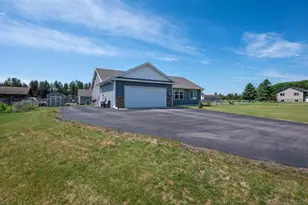 9103 3rd Ave, Pequot Lakes, MN 56472 - Photo 2