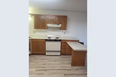 609 Main Street S #6, Renville, MN 56284 - Photo 2