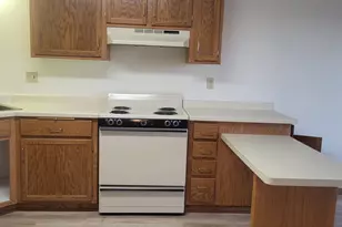 609 Main St S, Renville, MN 56284 - Photo 2