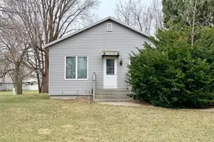 313 8th St, Brewster, MN 56119 - Photo 2