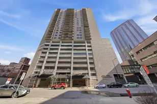 66 9th St E, Saint Paul, MN 55101 - Photo 1