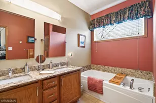 15739 Farnham Ave N, Hugo, MN 55038 - Photo 18