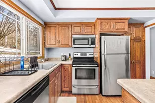 845 W Arrowhead Rd, Duluth, MN 55811 - Photo 8