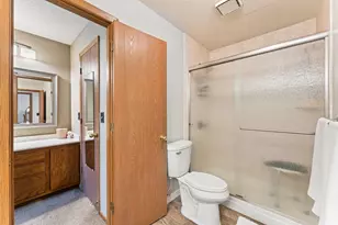 11067 Oregon Curv, Bloomington, MN 55438 - Photo 12