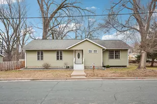 719 Monroe St N, Hudson, WI 54016 - Photo 2