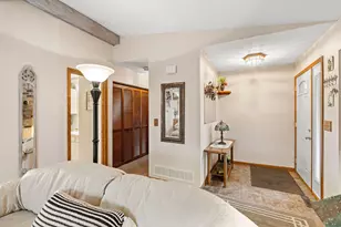 11337 Red Fox Dr, Maple Grove, MN 55369 - Photo 12