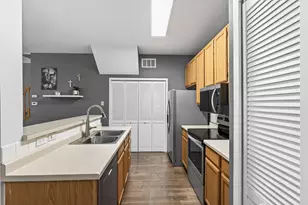 15610 Garnet Way, Apple Valley, MN 55124 - Photo 12