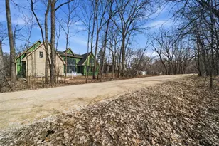 85 Brentwood Ave, Excelsior, MN 55331 - Photo 10