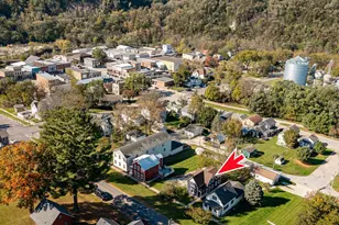 206 Elmwood St E, Lanesboro, MN 55949 - Photo 2