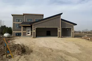 907 14th Street NW, Kasson, MN 55944 - Photo 1