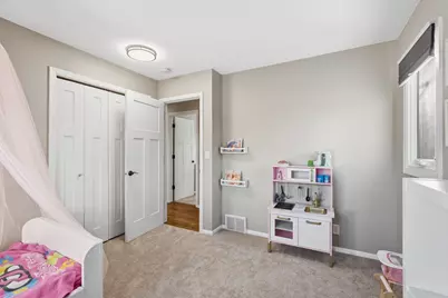 8671 Red Oak Drive, Eden Prairie, MN 55347 - Photo 14