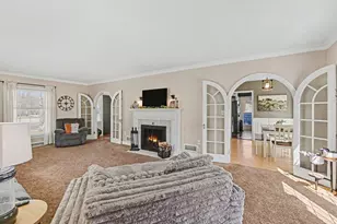 301 SE 3rd Ave SE, Pipestone, MN 56164 - Photo 2