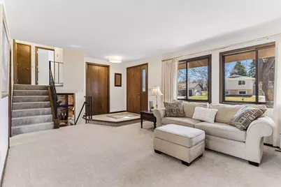 1700 E 116th Street, Burnsville, MN 55337 - Photo 4