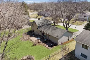 1700 E 116th St, Burnsville, MN 55337 - Photo 28