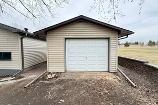 828 W Birch Ave, Fergus Falls, MN 56537 - Photo 42