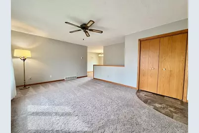 828 W Birch Avenue, Fergus Falls, MN 56537 - Photo 10