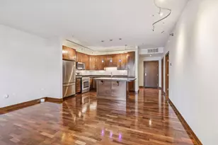 317 Groveland Ave, Minneapolis, MN 55403 - Photo 6