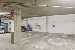 317 Groveland Ave, Minneapolis, MN 55403 - Photo 20