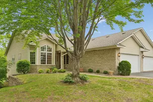 12783 Falcon Dr, Apple Valley, MN 55124 - Photo 46
