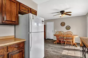 308 Russell Ct, Woodville, WI 54028 - Photo 8