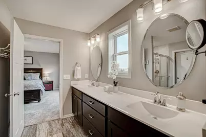 2046 Highland Circle, Hudson, WI 54016 - Photo 14
