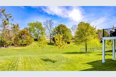 2046 Highland Circle, Hudson, WI 54016 - Photo 32