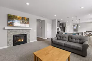 17061 Doppler Ln, Lakeville, MN 55044 - Photo 2