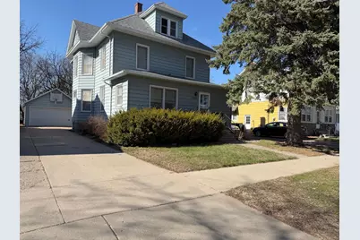 1307 8th Avenue, Worthington, MN 56187 - Photo 2