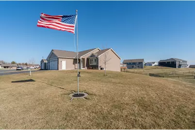 1000 Mulberry Avenue NE, Montgomery, MN 56069 - Photo 2