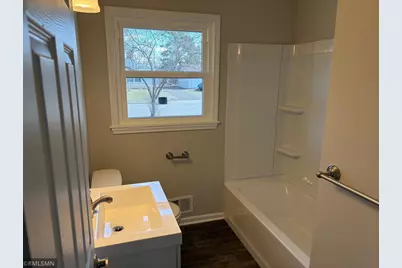 7113 Halifax Avenue N, Brooklyn Center, MN 55429 - Photo 10