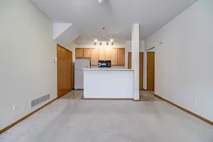 8372 Kimball Dr, Eden Prairie, MN 55347 - Photo 22