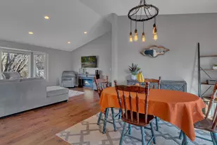 809 25th Ave SW, Willmar, MN 56201 - Photo 8