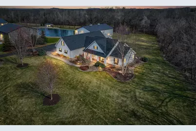 877 Yellowstone Trail, Hudson, WI 54016 - Photo 6