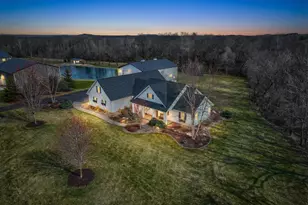 877 Yellowstone Trail, Hudson, WI 54016 - Photo 6