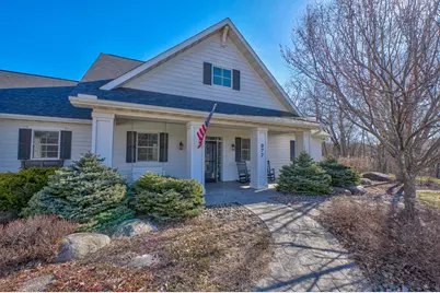 877 Yellowstone Trail, Hudson, WI 54016 - Photo 8