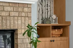 11677 Horizon Dr, Burnsville, MN 55337 - Photo 4