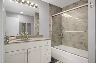 11677 Horizon Dr, Burnsville, MN 55337 - Photo 20