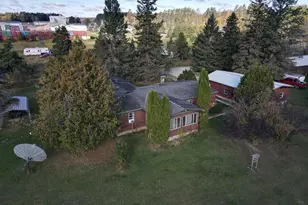 2700 Glenwood Dr, Grand Rapids, MN 55744 - Photo 2