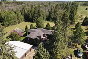 2700 Glenwood Dr, Grand Rapids, MN 55744 - Photo 10