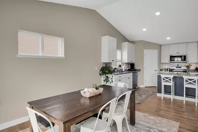 18184 Hartlin Avenue, Lakeville, MN 55044 - Photo 8