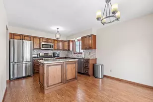 16988 Weaver Lake Dr, Maple Grove, MN 55311 - Photo 10