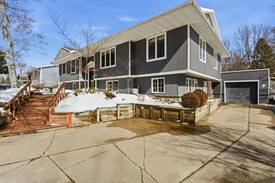 909 16th Street SW, Willmar, MN 56201 - Photo 2