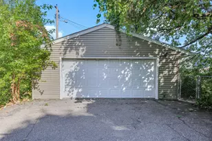 389 Fairview Ave N, Saint Paul, MN 55104 - Photo 54