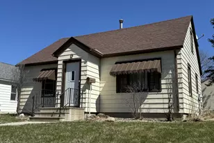 315 S Grant St, Fairmont, MN 56031 - Photo 2