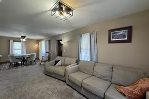 315 S Grant St, Fairmont, MN 56031 - Photo 8