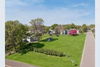 9721 Portal Drive, Eden Prairie, MN 55347 - Photo 4