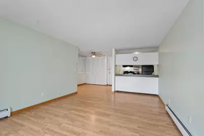 2800 Hamline Avenue N #329, Roseville, MN 55113 - Photo 30
