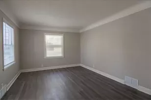 5247 Dupont Aveue N, Minneapolis, MN 55430 - Photo 6