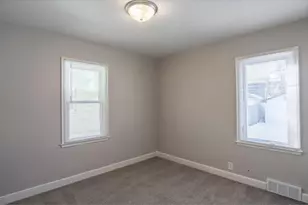 5247 Dupont Aveue N, Minneapolis, MN 55430 - Photo 8